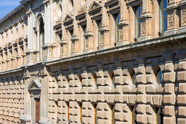 Architettura antica nel Palazzo dell'Alhambra in Spagna — Foto Stock