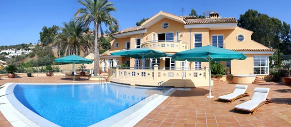 Grande villa di lusso costosa in Spagna Immagine Stock