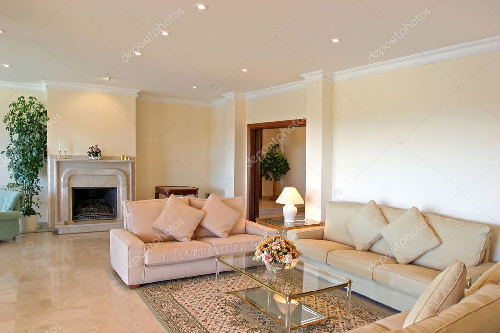 Helder, luxe interieur woonkamer van moderne villa — stockfoto ... Openhaard woonkamer interieur