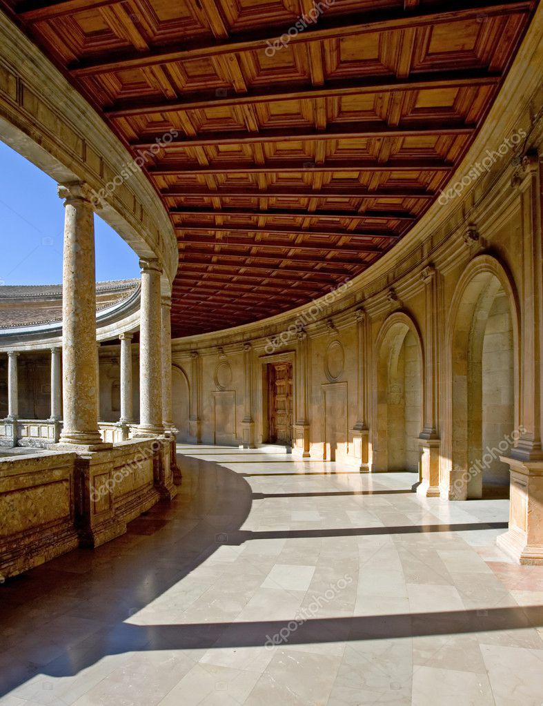 Ancient arena in the Alhambra Palace in Spain — Stock Photo © freefly ...