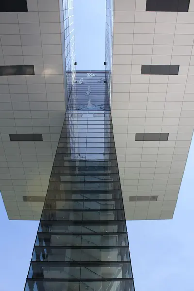Köln l torn nya byggnader — Stockfoto