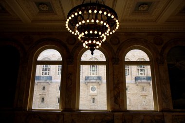 Halk Kütüphanesi iç