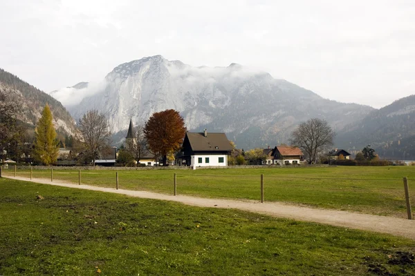 Altaussee гірського села в Австрії — стокове фото