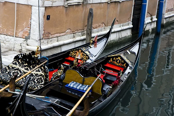 Venedik, büyük kanal üzerindeki binalar — Stok fotoğraf