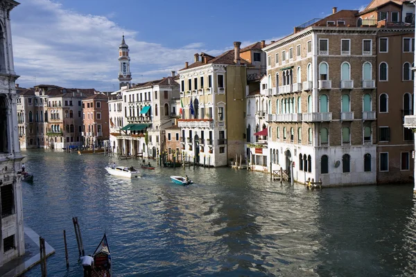 Bâtiments sur le grand canal de Venise — Photo