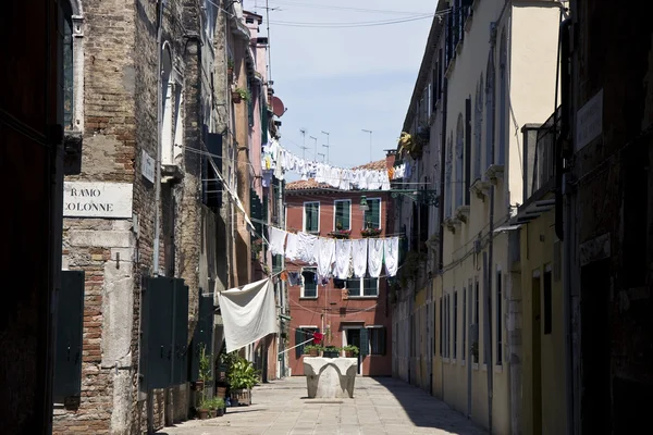 Ulice v Benátkách — Stock fotografie