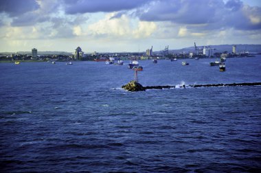Harbor kolon panama