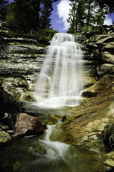 Cachoeira em cascata — Fotografia de Stock