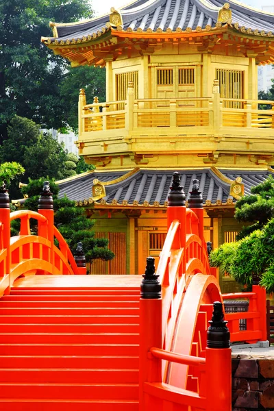 Keleti arany pavilion Chi lin zárdát és a kínai kert, — Stock Fotó