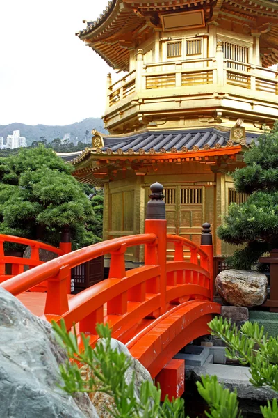 El Pabellón de la Perfección Absoluta en el Jardín Nan Lian, Hong — Foto de Stock