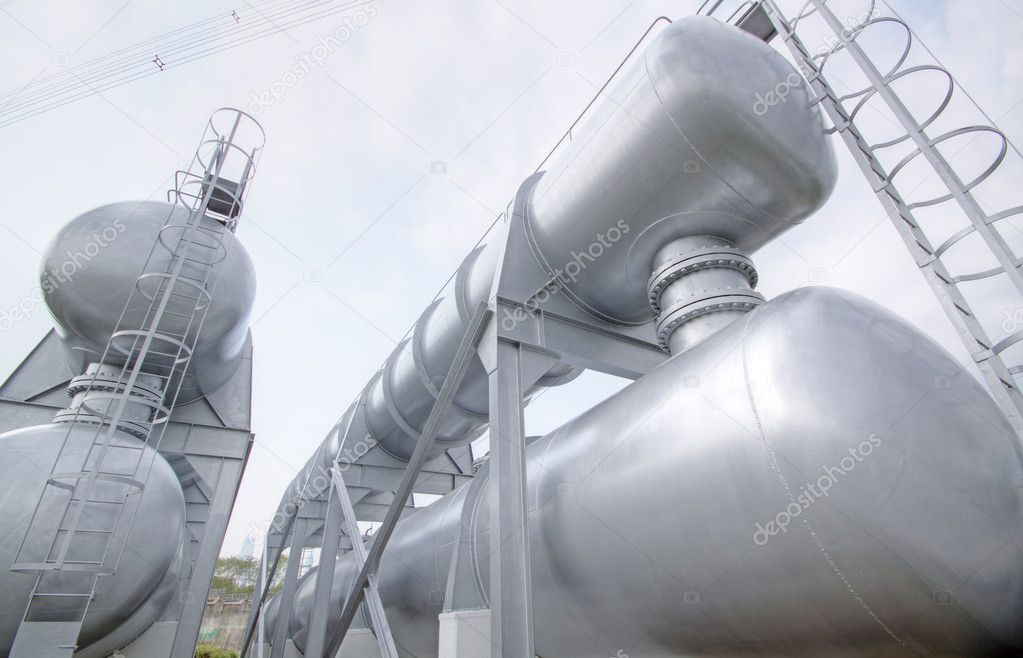 Gas tanks in the industrial estate, suspension energy for transp
