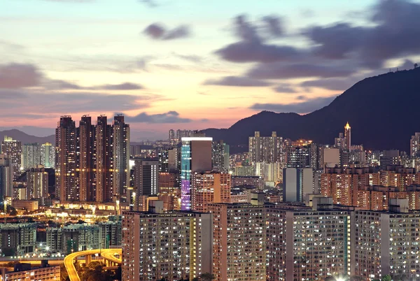 Hong Kong şehir merkezinde günbatımı — Stok fotoğraf