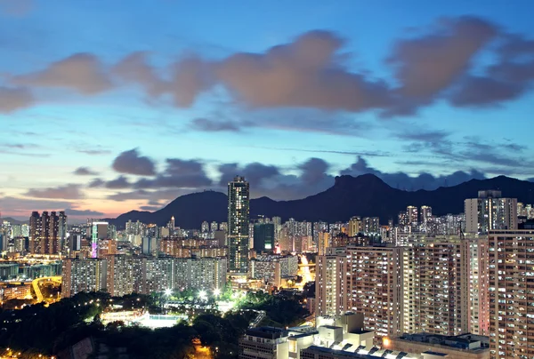 Hong Kong şehir merkezinde günbatımı — Stok fotoğraf