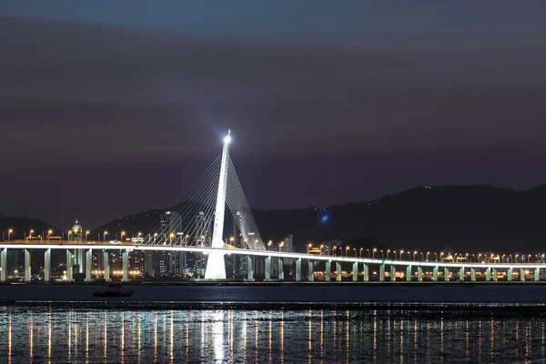 Kong sham highway Köprüsü'nde gece — Stok fotoğraf