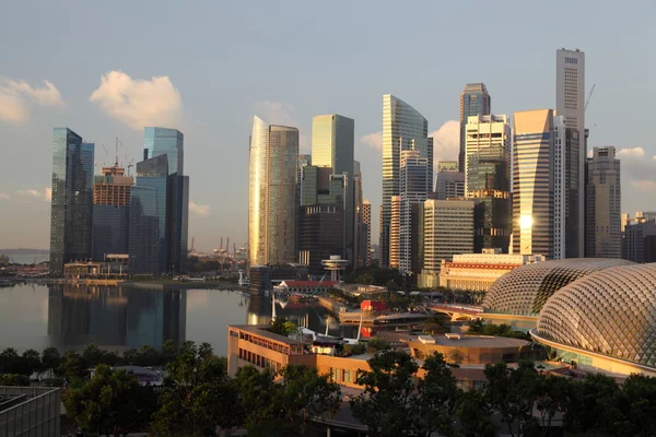 Centrum panorama Singapuru sunrise — Stock fotografie