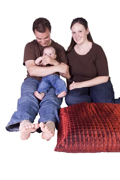 Счастливый семейный портрет с матерью, отцом и сыном — стоковое фото