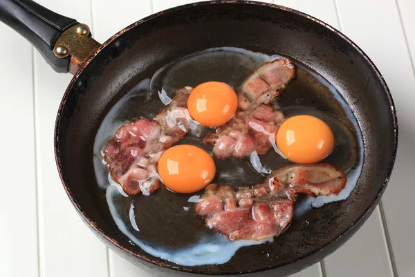 Bacon og egg – stockfoto