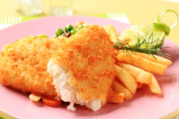 Friterad fisk och pommes frites — Stockfoto