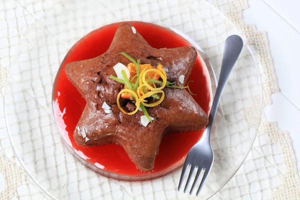 stock image Gingerbread cake and coulis