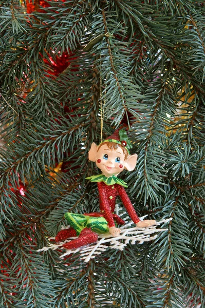 Kleurrijke Kerstmis decoratie of speelgoed voor kerstboom — Stockfoto