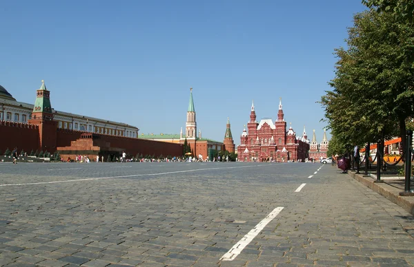 여름 날, 모스크바, 러시아에서 붉은 광장 — 스톡 사진