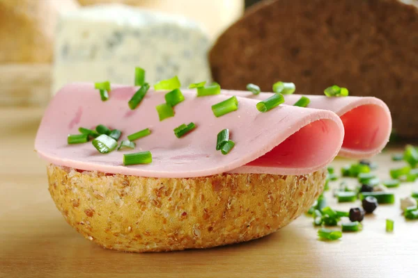 Open Sandwich with Cold Cut and Chives — Stock Photo, Image