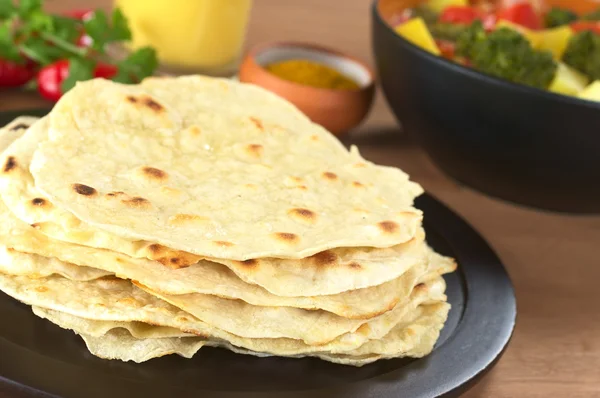 Indisches Fladenbrot namens chapati — Stockfoto