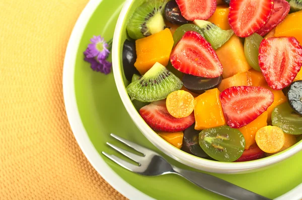 Salada de frutas frescas — Fotografia de Stock