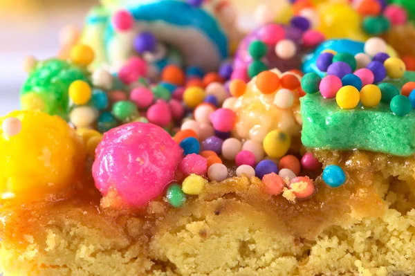Bolas doces doces coloridas em Turron — Fotografia de Stock