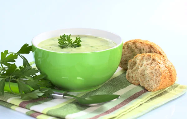 Sopa de patata con hierbas — Foto de Stock