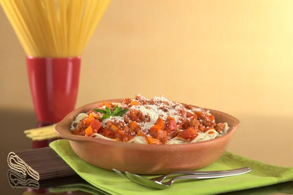Spaghetti Bolognaise with Grated Cheese — Stock Photo, Image