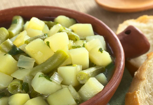 Kartoffel-grüne-Bohnen-Hotpot — Stockfoto