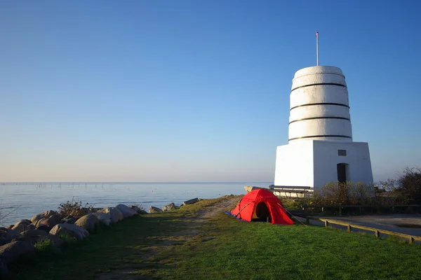 Camping op een toren in rodvig, Denemarken — Stockfoto