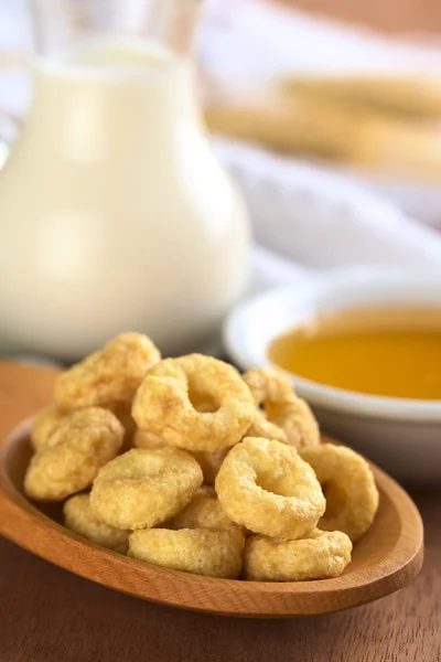 Lazos de cereales con sabor a miel — Foto de Stock