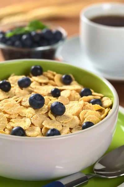 Sweet Corn Flakes with Blueberries — Stock Photo, Image