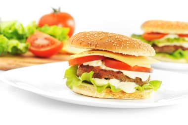 göğsü hamburger