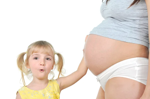 妊娠中の母親を持つ少女 — ストック写真