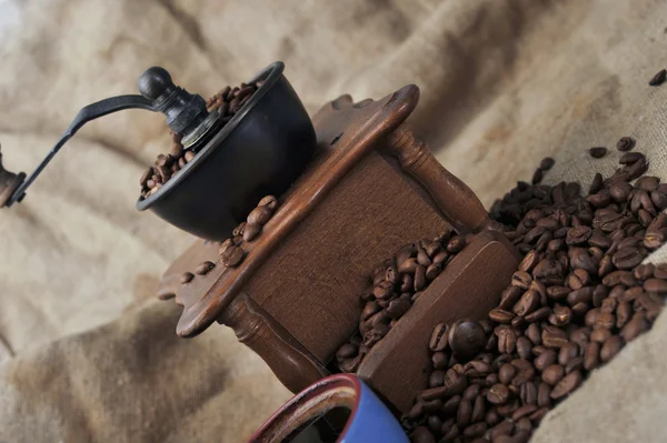 手摇咖啡研磨机 — 图库照片