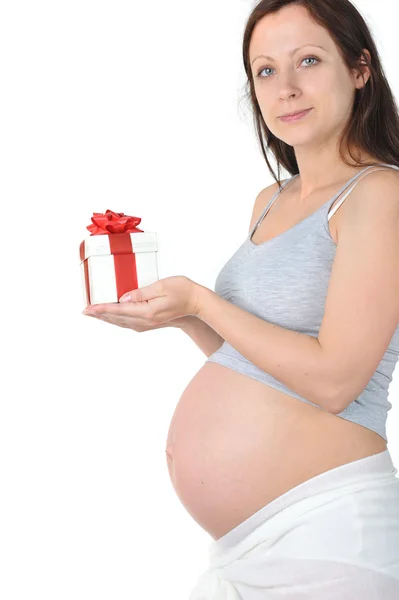 Hediye ile hamile kadın — Stok fotoğraf