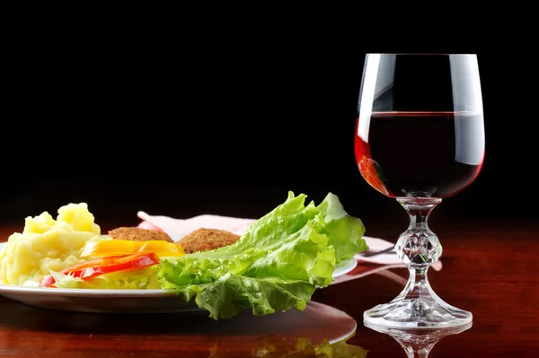 Sült szelet és a bor — Stock Fotó