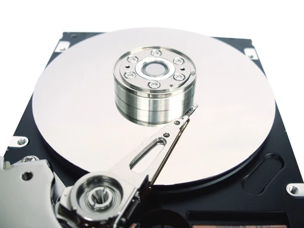 Жесткий диск компьютера с открытой крышкой — стоковое фото