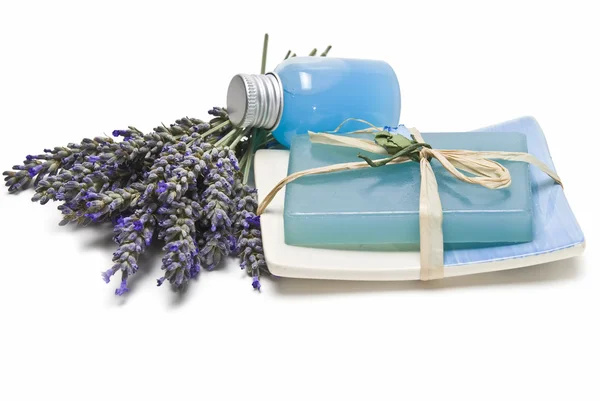 Fresh lavender and spa items. — Stock Photo, Image