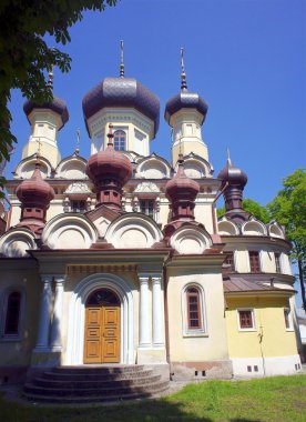 kilise kulesi