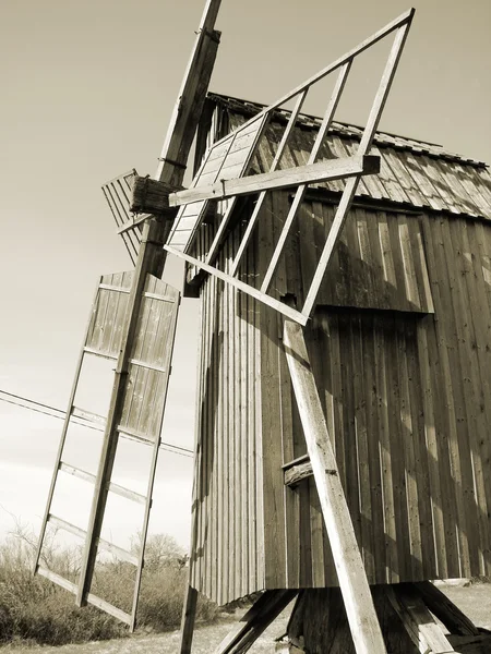 Mulino a vento — Foto Stock