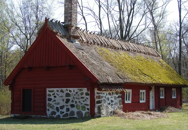 Geleneksel kırmızı İsveçli ev — Stok fotoğraf