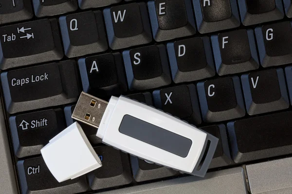 Memory stick no teclado — Fotografia de Stock