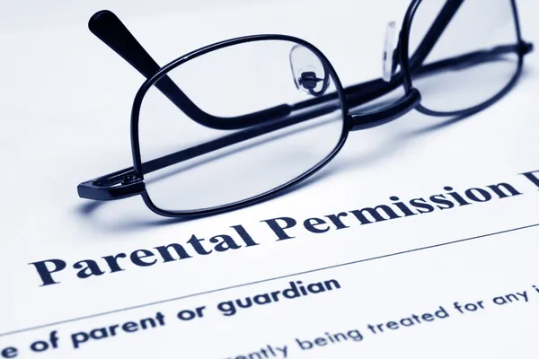 Formularz zgody rodziców — Zdjęcie stockowe