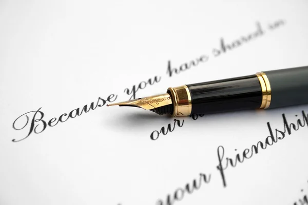 Carta de amor e caneta-tinteiro — Fotografia de Stock