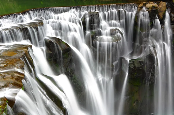 Great waterfall — Stock Photo, Image