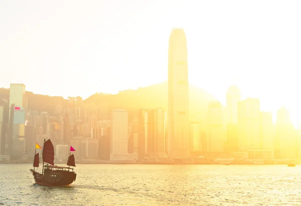 Hongkongský přístav s turistickou nevyžádané — Stock fotografie
